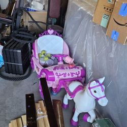 2 Seat 12V Princess Horse And Carriage Electric Car