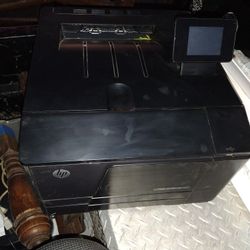 Hewlett-Packard Laserjet 200  Color Printer