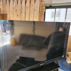  Sony TV Bravia 32in Lcd Hdtv 
