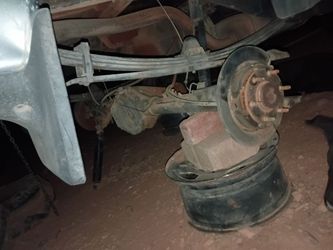 Rear Diferencial Axel Nissan Titan 08 6 lugs