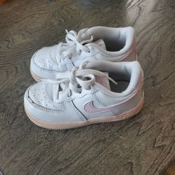 Nike Air Force 1 Pink Size 7.5 Toddler