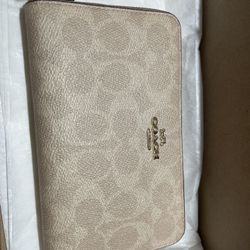 Coach wallet