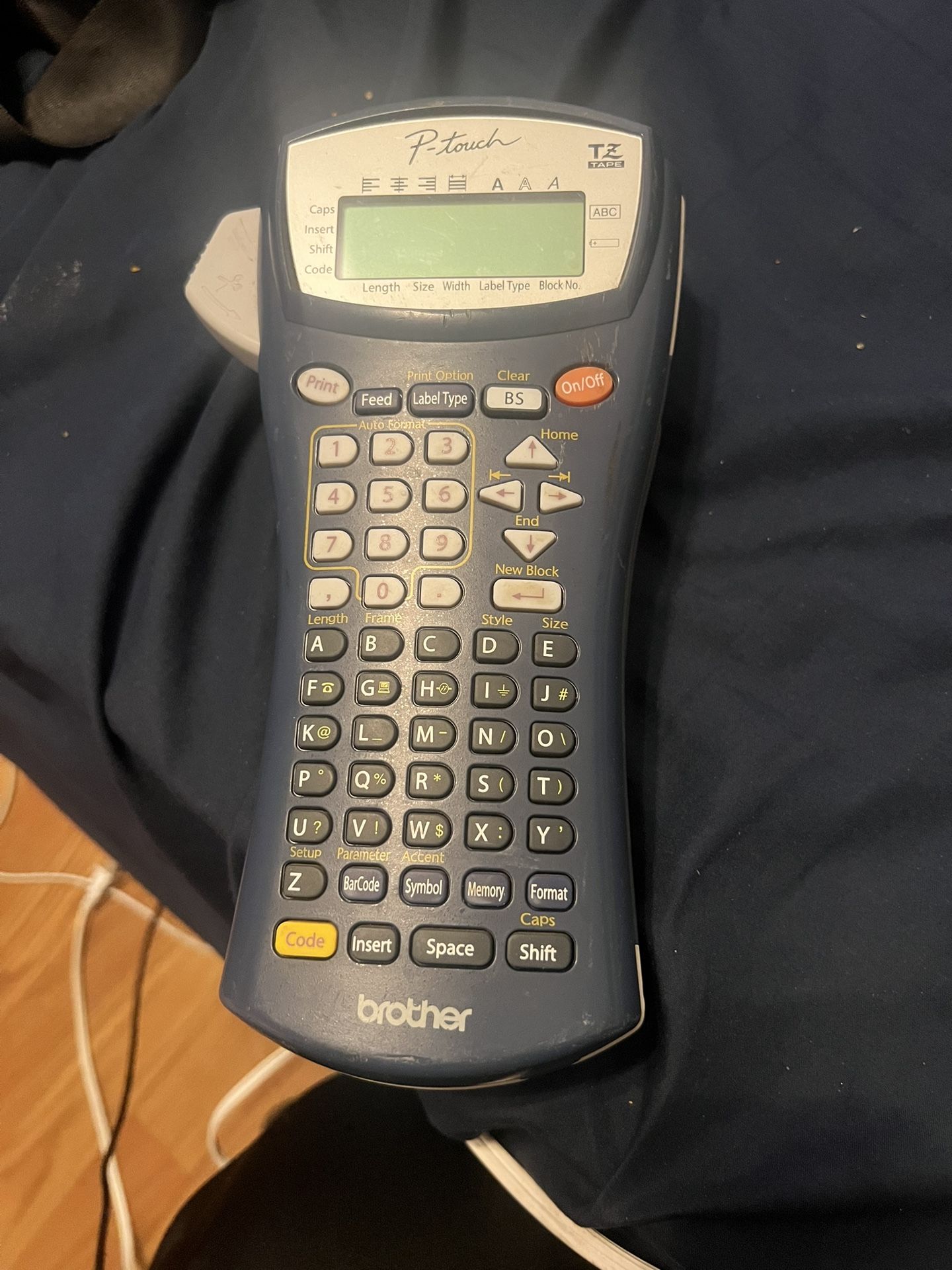 Brother P-Touch PT-1400 Professional Handheld Electronic Labeling Maker