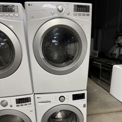 LG White Front Load Washer And Gas Dryer Set 