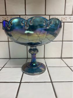 Beautiful Vintage Indiana Carnival Glass Bowl