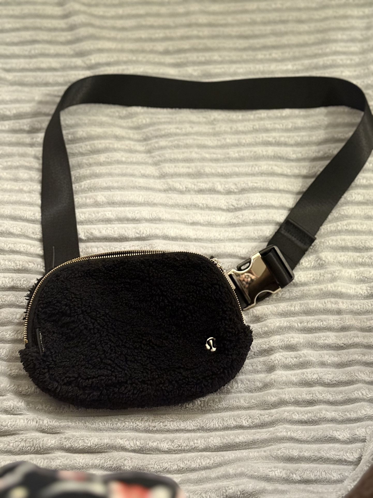 Lululemon Crossbody