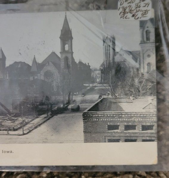Des Moines Iowa, Early 1900s Postcard