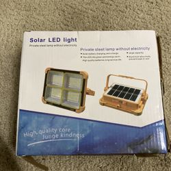 Sealed Solar LED Work Light / Floodlight (Portable, Rechargeable)
