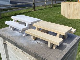 Mini picnic tables