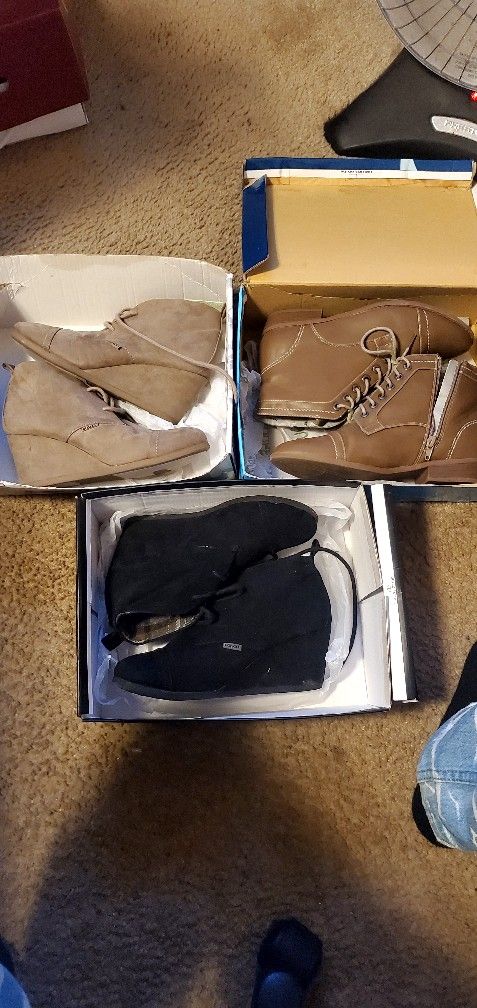 Ladies 3 Pairs Bongo Size Size 7.5 3 For 30