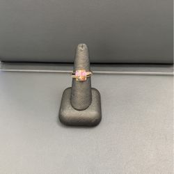 10k Gold Ring Size 7.5, 5.0g