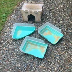 Free Small Animal Litter Boxes