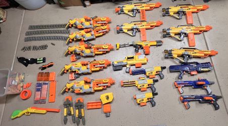 Various nerf dart blasters
