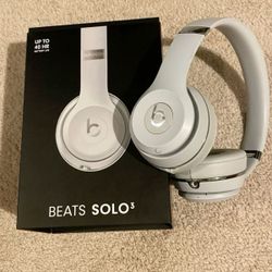 Grey beats solo 3s 