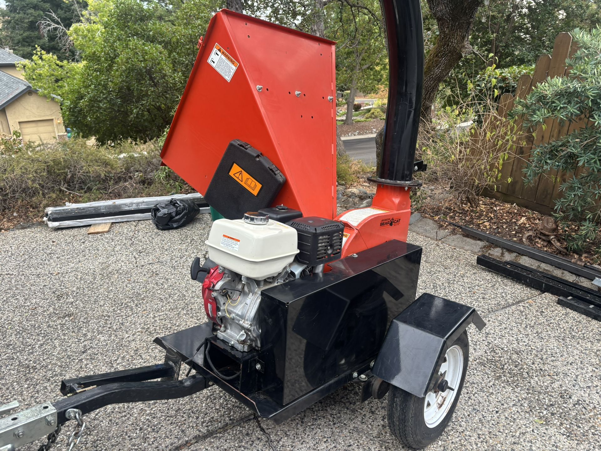 Bear Cat Wood Chipper