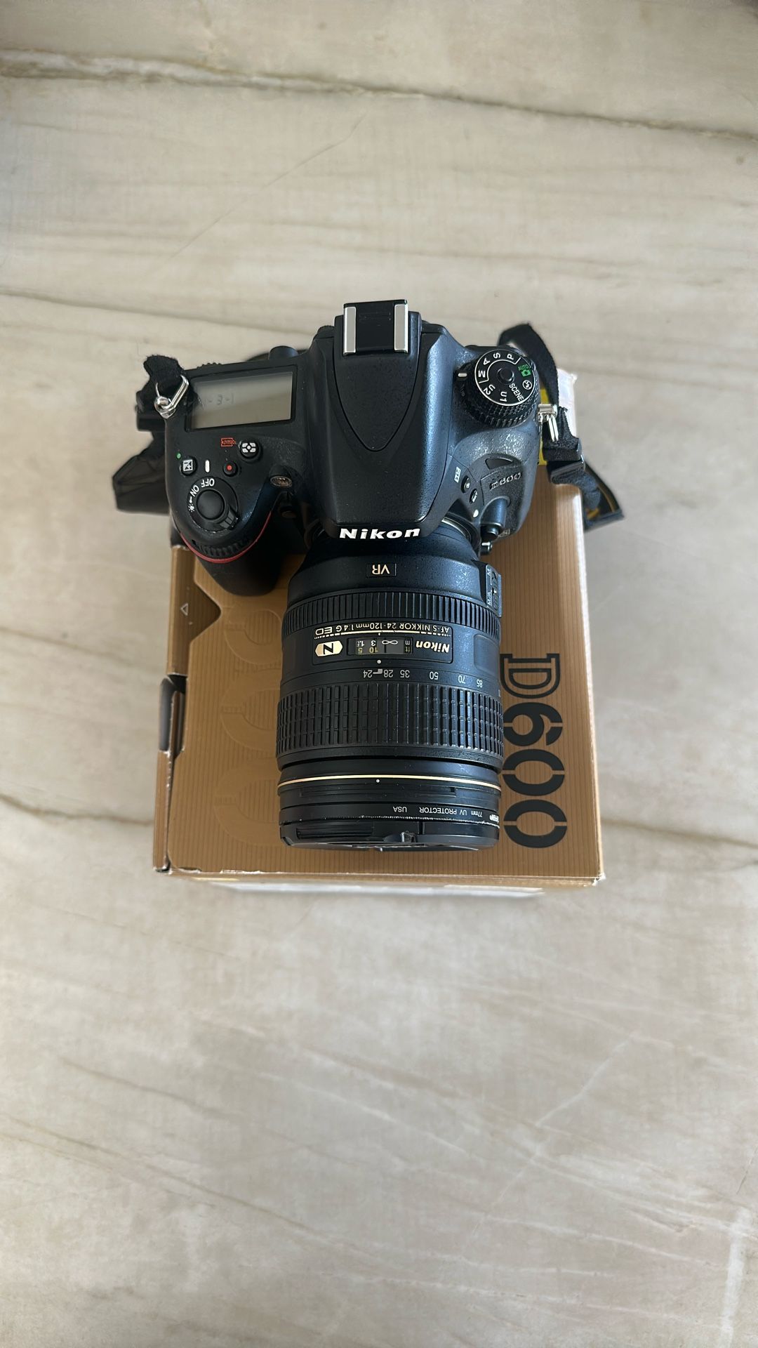 Nikon D600 Digital Camera W/ Lens