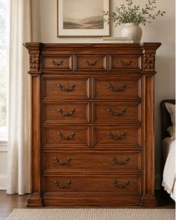 Dresser – 8-Drawer Solid Wood, Heavy & Beautiful