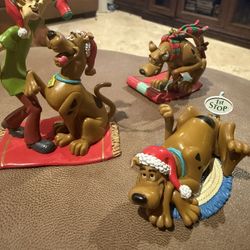 Vintage Hanna Barbera 2002 Scooby Doo On A Sled Plastic Christmas Ornaments 10.00 Each