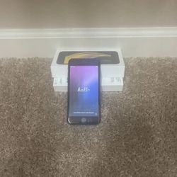 iPhone SE Working And Unlocked!