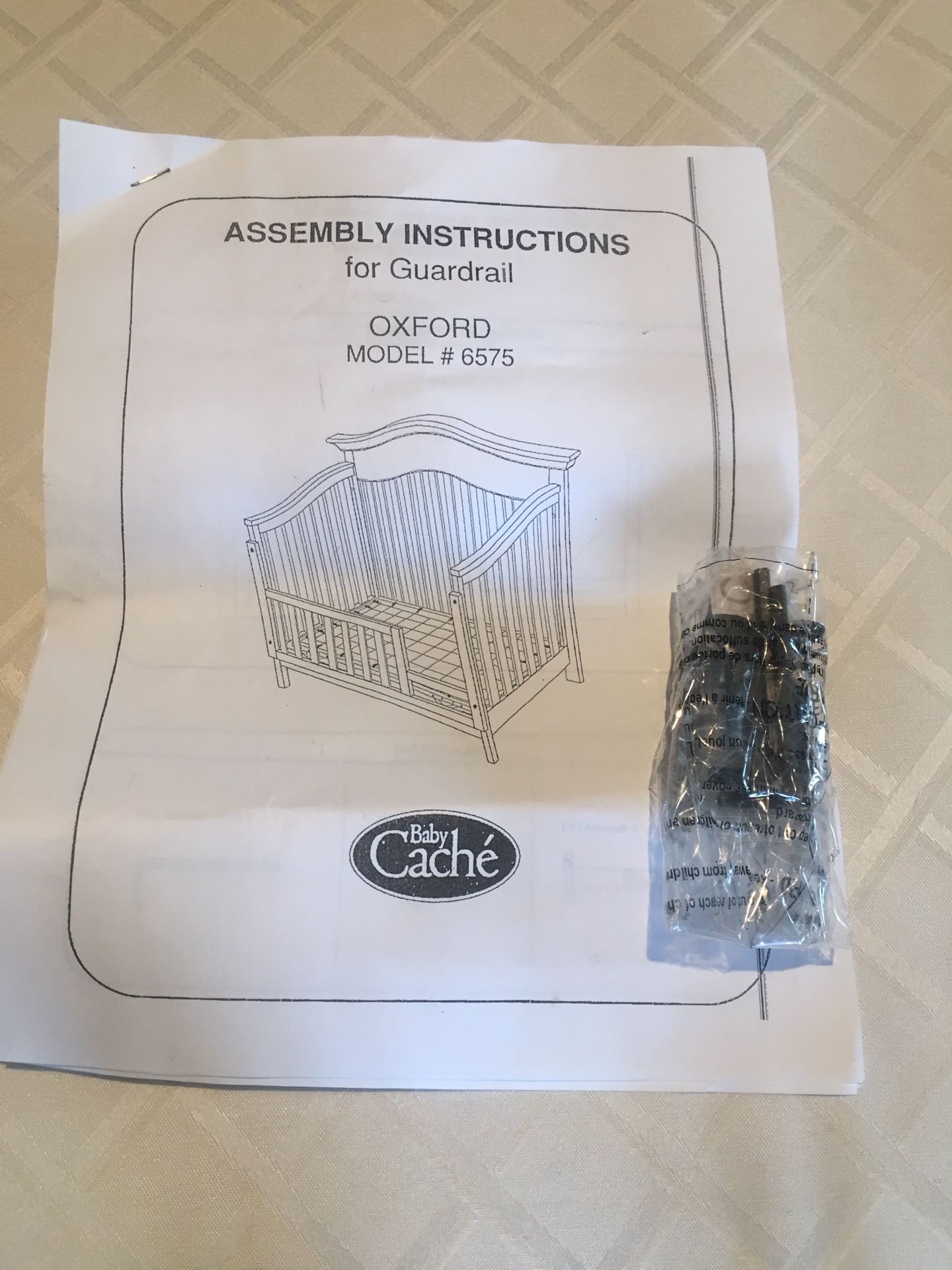 Baby Cache Oxford Crib, Toddler Bed, Full size bed conversion kit for Sale in Everett, WA OfferUp