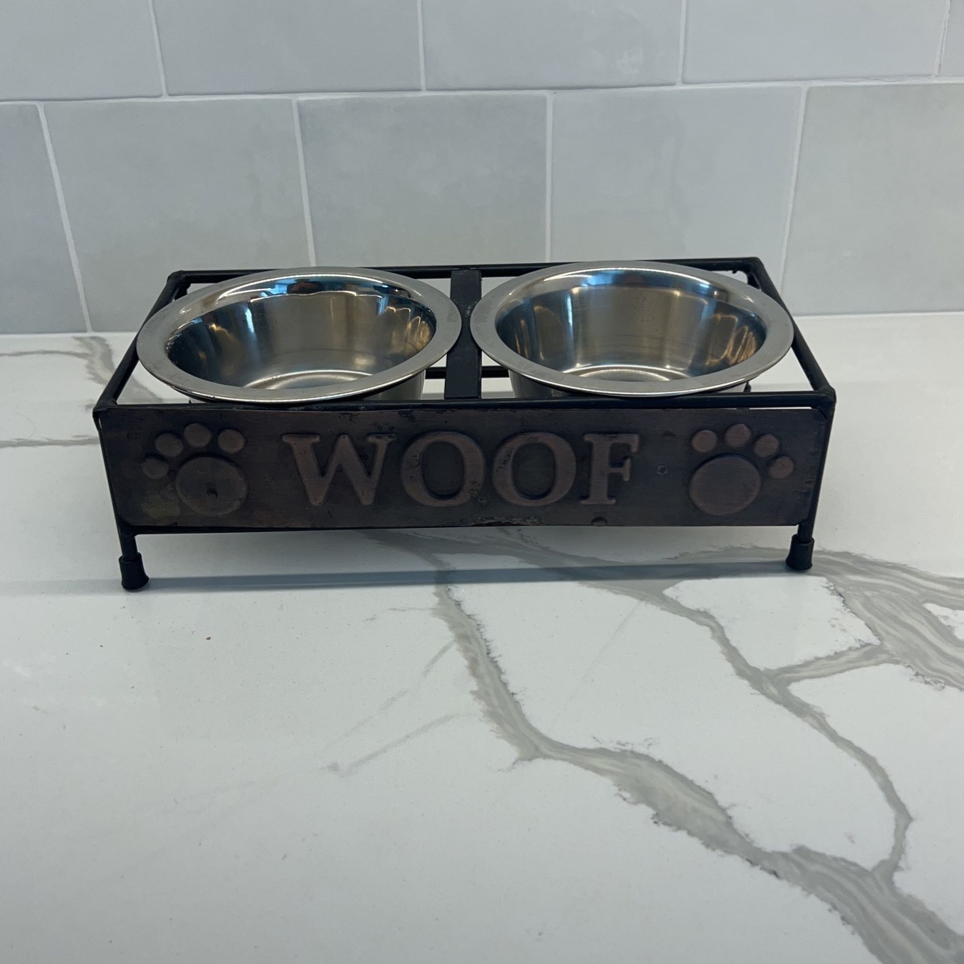 Petite/Small Dog Feeder