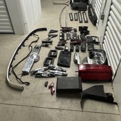 Miscellaneous parts for 2007 to 2014 GM SUVs