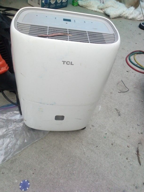 TCL   tdw20e20