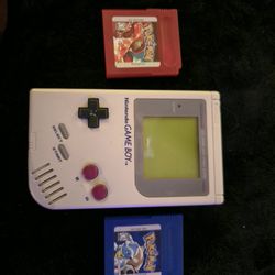 Original GAMEBOY and Pokémon Red And Blue