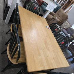 6-person Dining Table