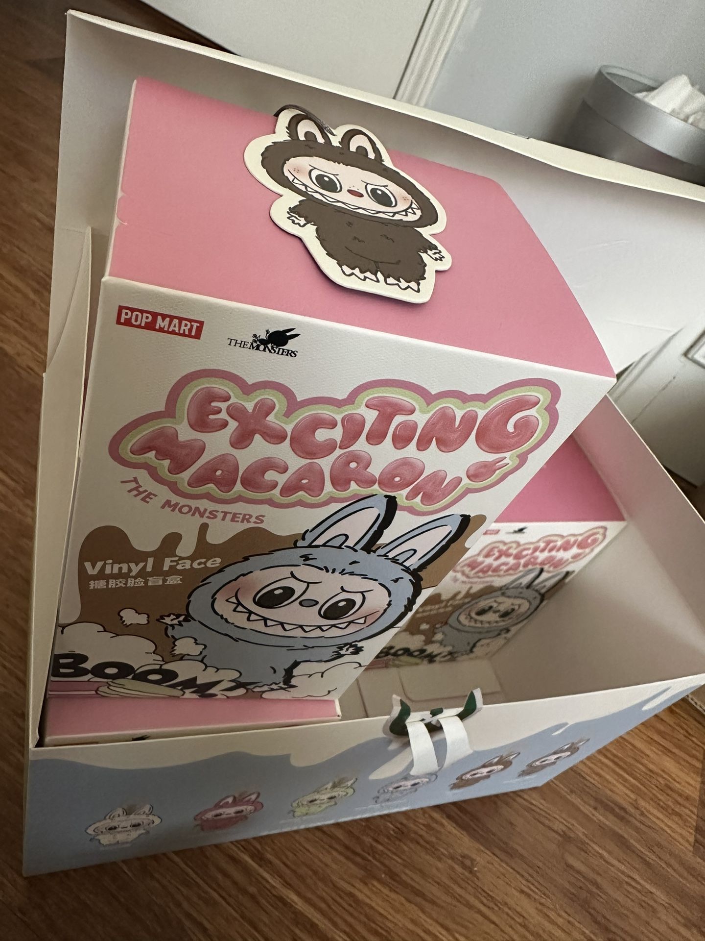 Labubu Exciting Macaron Chestnut Cocoa