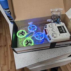 Microlite quadcopter drones
