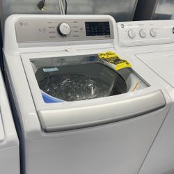 New Scratch And Dent LG Washer. 1 Year Warranty 