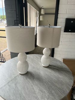 Pair of table lamps