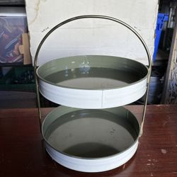Tier Stand