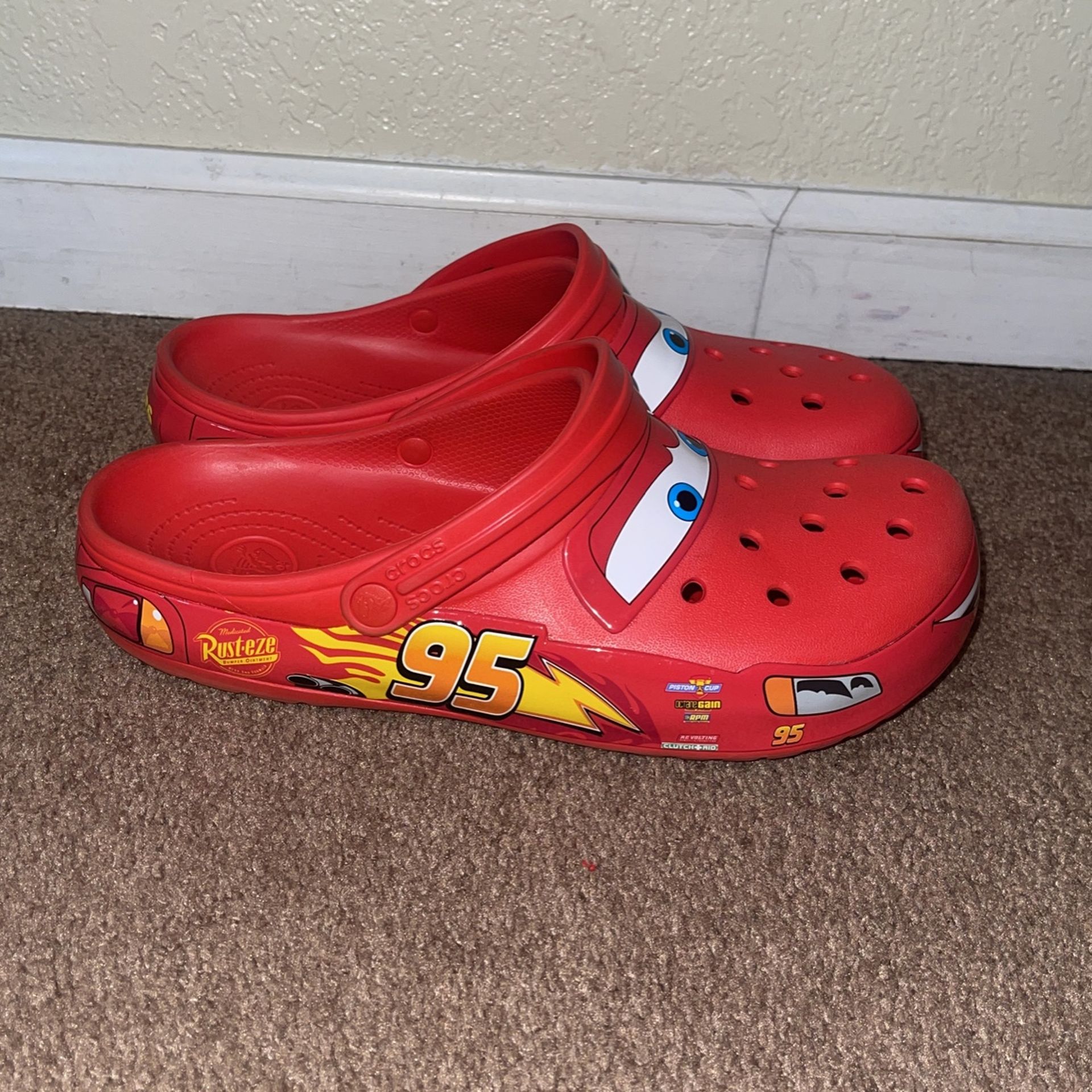 Lightning McQueen crocs size 12 for Sale in Lathrop, CA - OfferUp