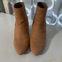 Women Boots $10