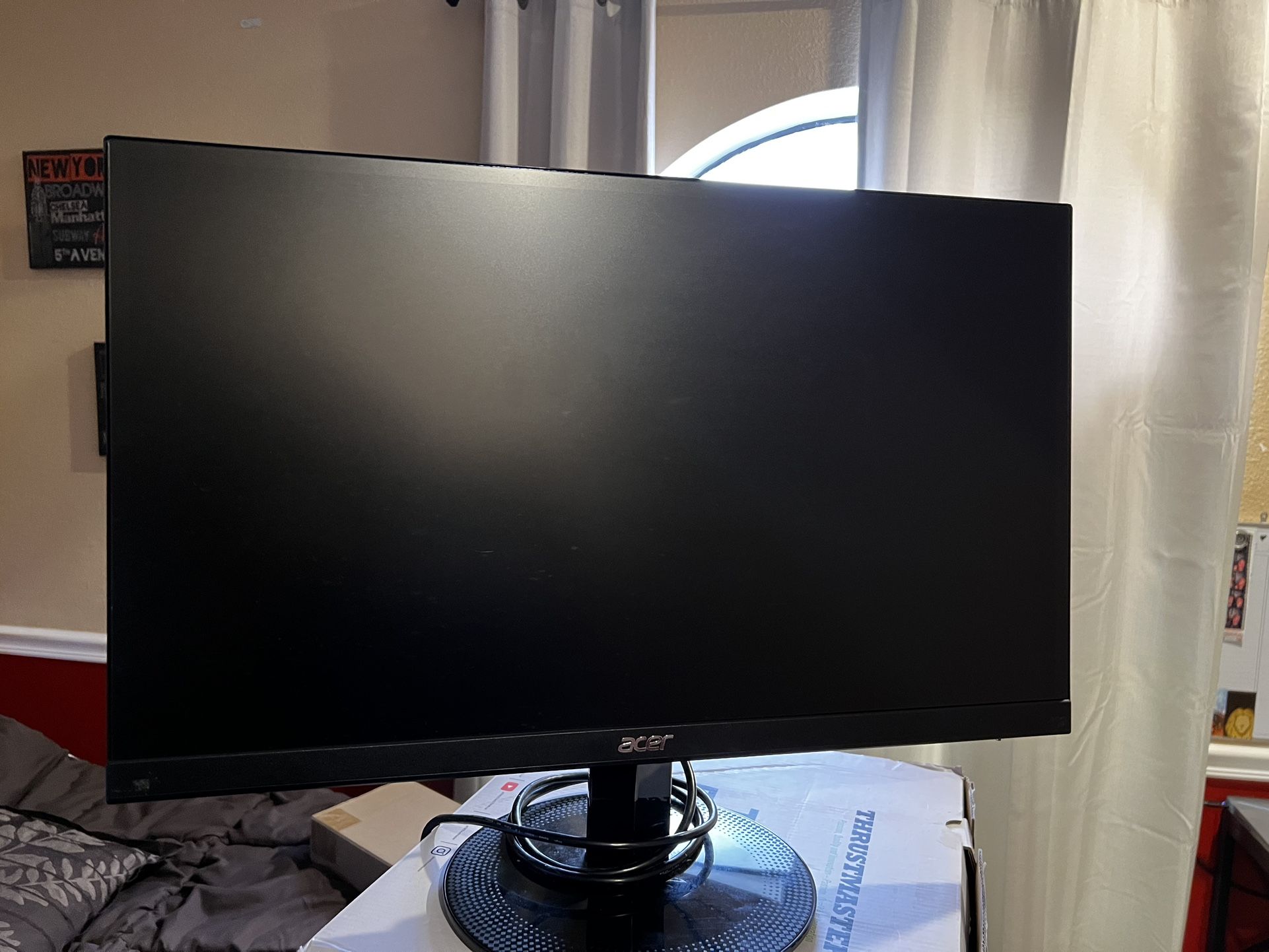 Flat screen 2, 23 Inch computer monitors