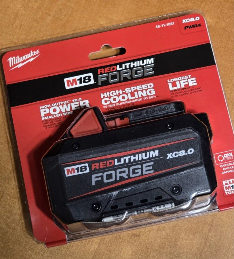 Milwaukee M18 REDLITHIUM FORGE XC 8.0Ah. BRAND NEW. No Low Offers/Trades, Pls. Price is Firm. Pick up in Burien. Yes  Available