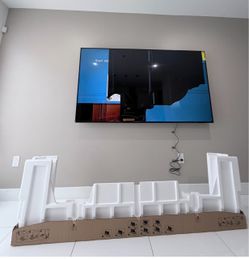 Tv samsung Qled q7f new for parts