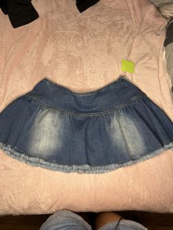 short mini skirt