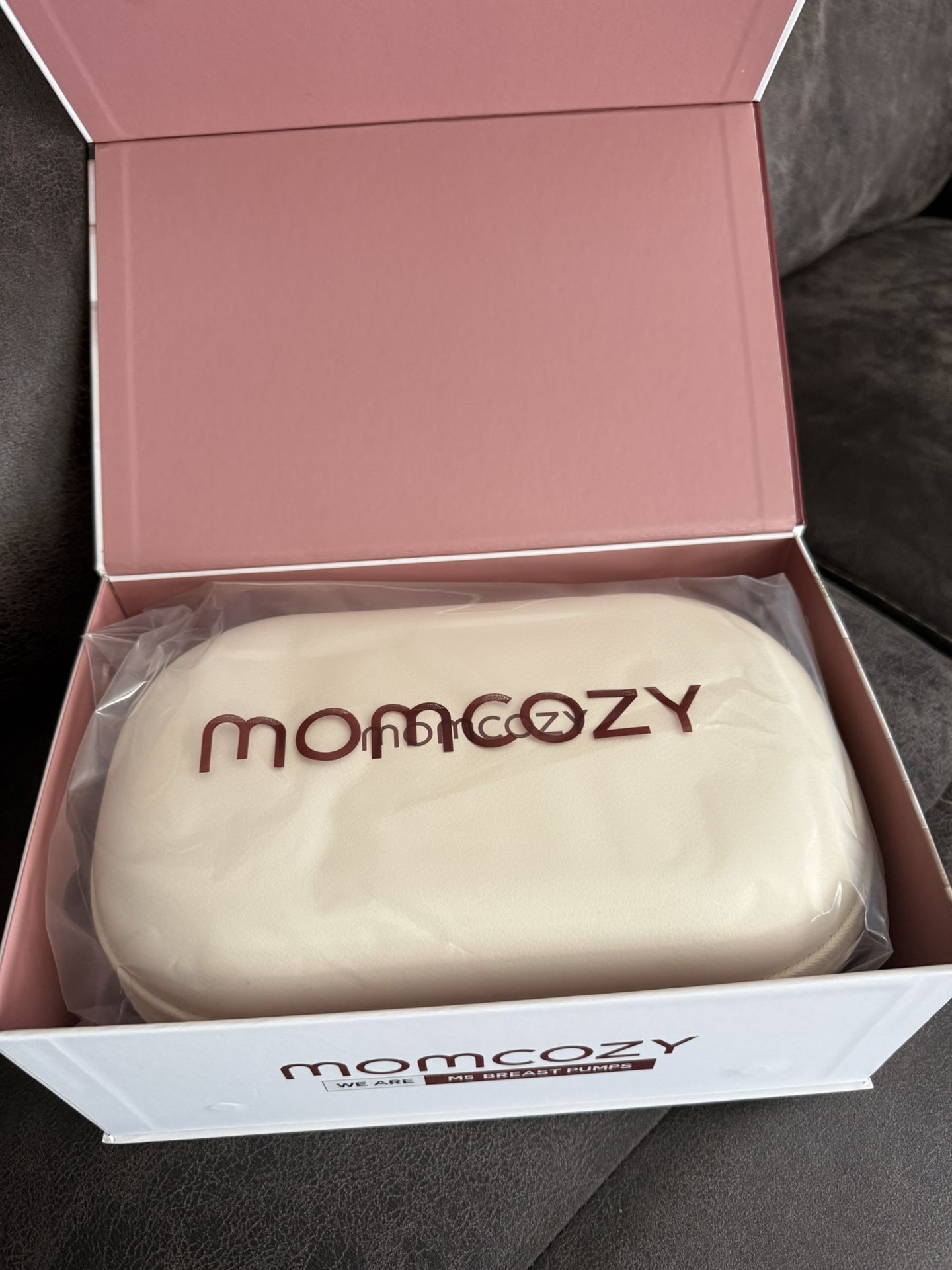 Momcozy