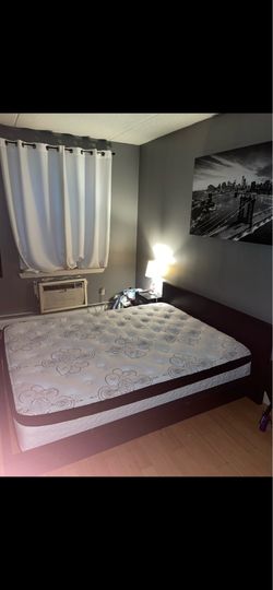 Ashley chime 12 inch queen hybrid  mattress
