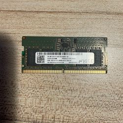 DDR5 SODIMM  8GB RAM 1RX16 PC5-4800B-SC0-1010-XT SN:802COF(contact info removed)1AC04 DPA T67B009