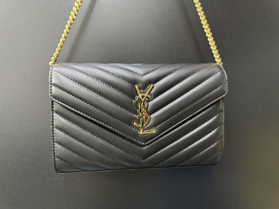 Saint Laurent Envelope YSL - logo Leather Chain - Strap Envelope Bag