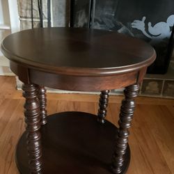 Solid Wood End Table New Condition