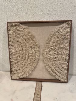 Square rug frame decor