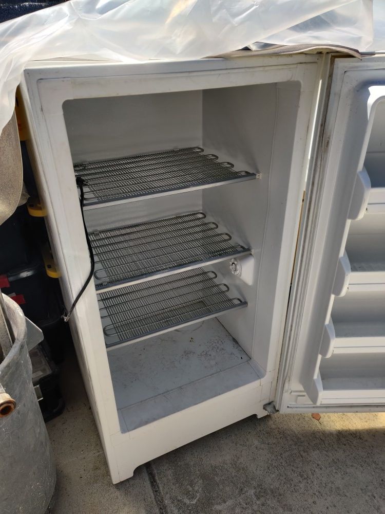 kitchenaid commercial upright freezer