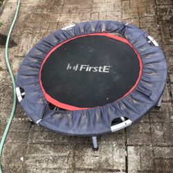 FirstE fitness trampoline 