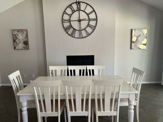 Wood Table (White)