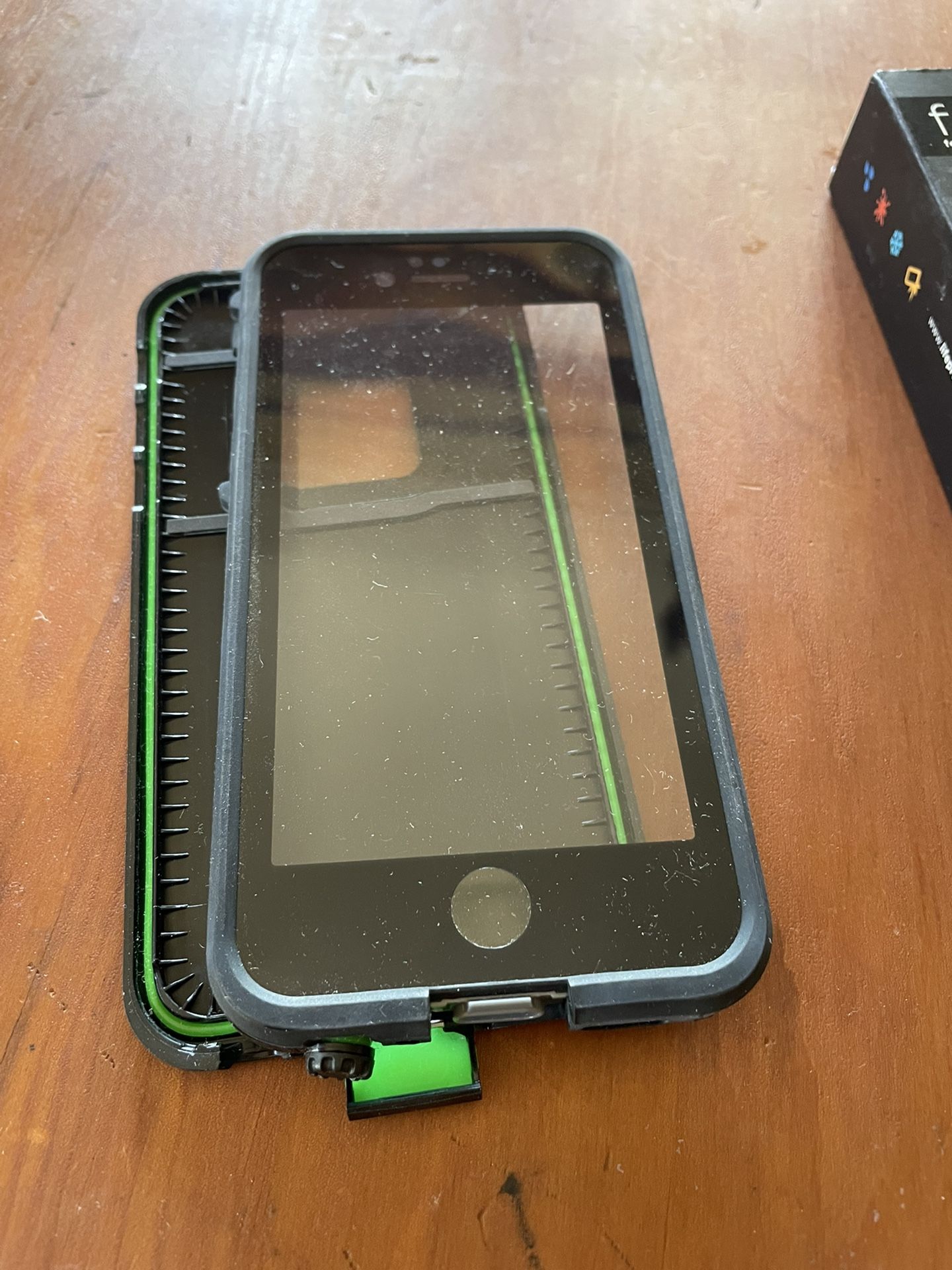 Life proof case for iPhone 6s